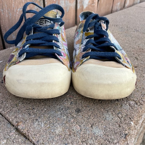 KEEN Women’s Floral Pink Yellow Lace Up Sneakers Wide Toe Box Shoe Size 7 - Picture 2 of 13